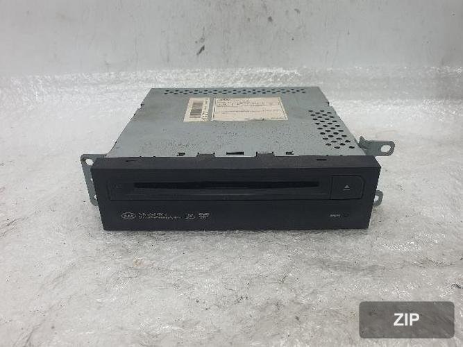 Kia Opirus 2011 — AV-система с DVD-чейнджером 96550-3F801