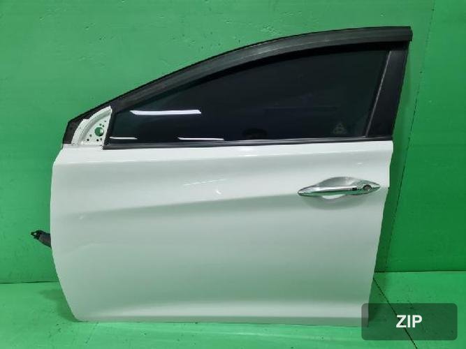 Hyundai Avante 2012 — передняя дверь левая
