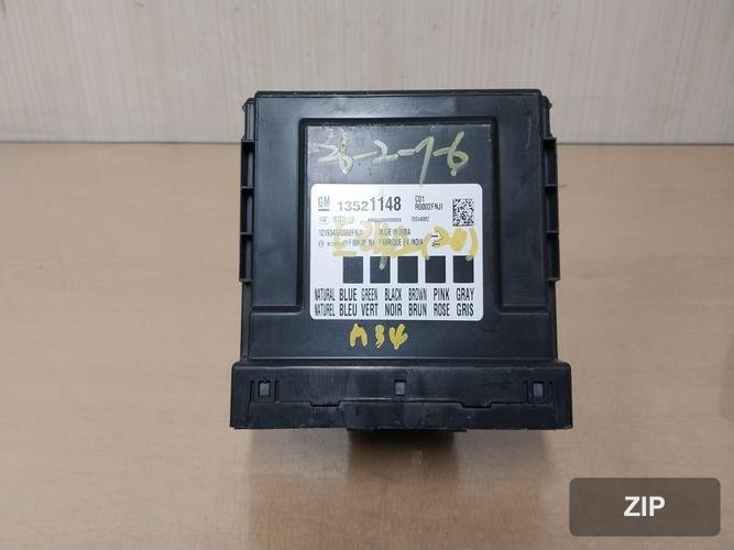 GM Daewoo Trax 2020 — блок управления ETACS/BCM 13521148