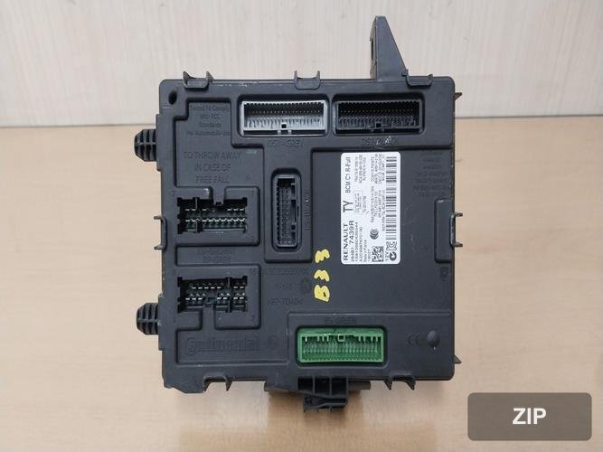 Renault SM6 2016 — модуль управления ETACS/BCM 284B17439R