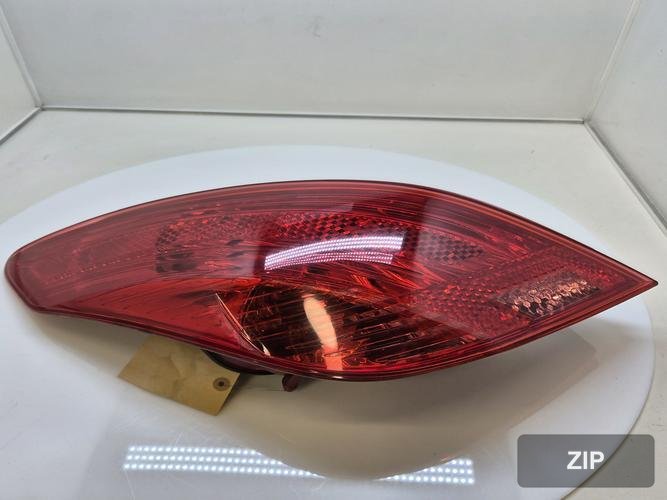 Peugeot 308 2014 — фонарь задний левый наружный 9680425780