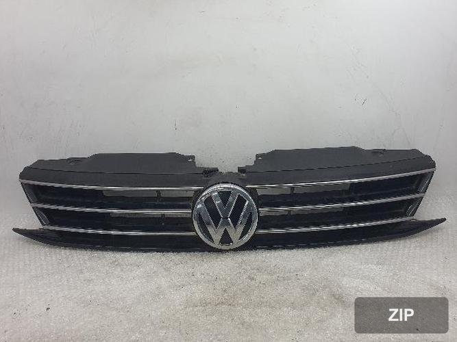 Volkswagen Jetta 2015 — решётка радиатора 3G0 853 601 B 1