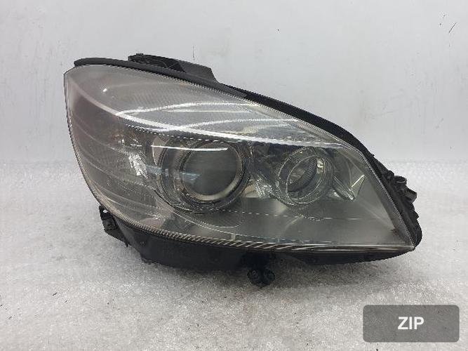 Mercedes-Benz C-класс 2010 — фара правая (ксенон) A2048203059