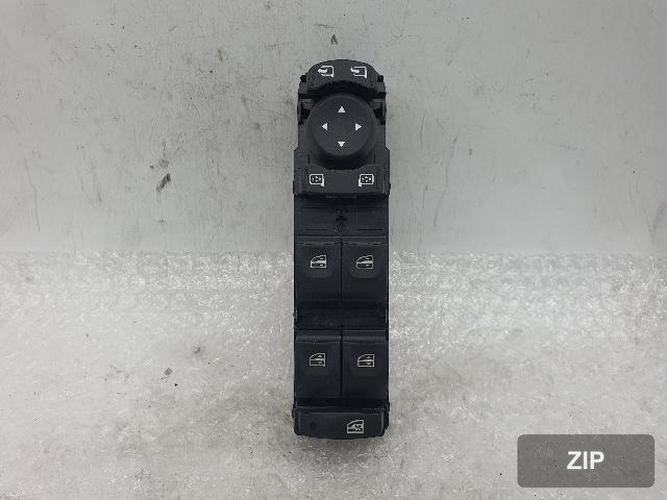 Renault SM3 2011 — блок управления стеклоподъёмниками передний левый 254004011R