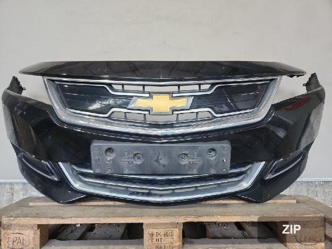 Chevrolet Impala 2016 — передний бампер
