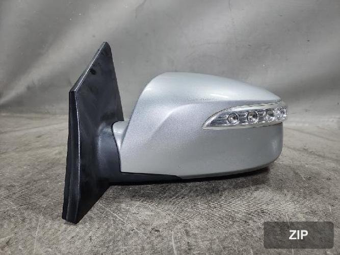 Hyundai Tucson 2011 — зеркало боковое левое