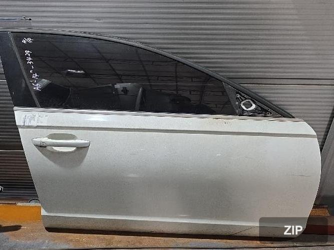 Audi A6 2014 — дверь передняя правая 4G0831052