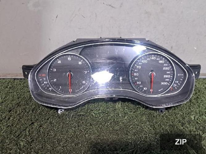 Audi A6 2013 — приборная панель 4G8920932B