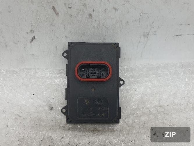 Volkswagen Jetta 2015 — балластный модуль HID 5N0 941 329