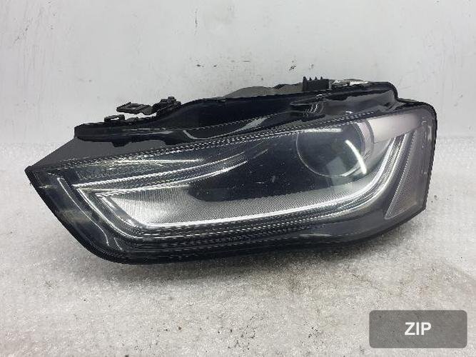 Audi A4 2016 — фара левая (HID)