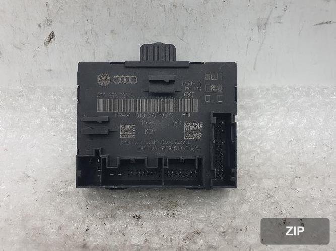 Audi A4 2016 — модуль управления дверью 8T0 959 793 P