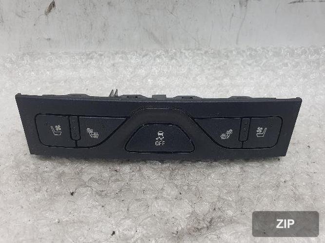 Chevrolet Impala 2016 — кнопка/переключатель 22909975