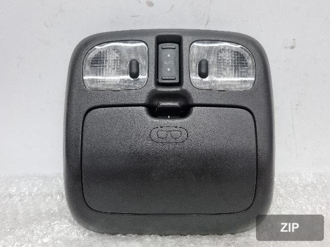 Ford Escape 2009 — плафон внутреннего освещения 9L84-78519A58-DAW