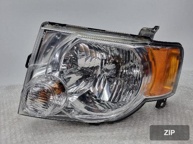 Ford Escape 2009 — фара левая (ходовая)