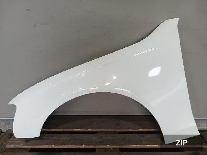Audi A4 2014 — крыло левое