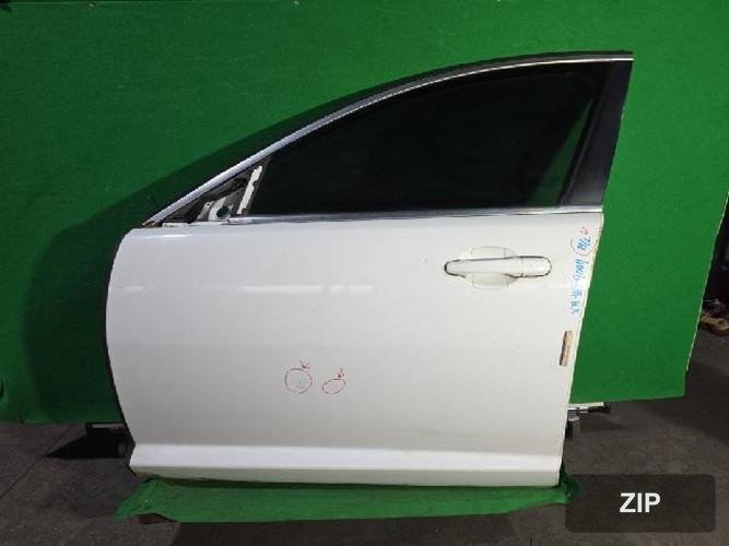 Jaguar XF 2015 — передняя дверь левая 8X23-F20125-AB