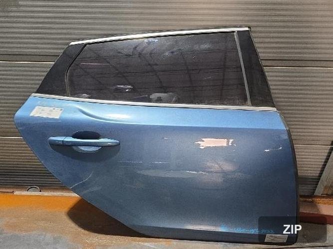 Volvo S90 2021 — дверь задняя правая 32351000