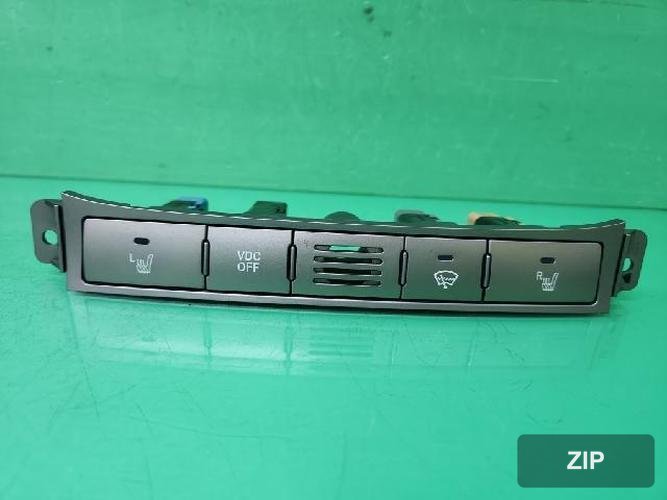 Kia Carnival 2013 — кнопка/выключатель 2