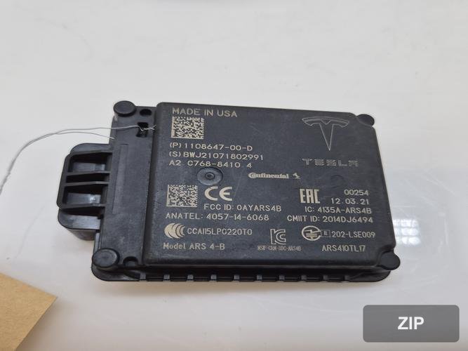 Tesla Model 3 2021 — датчик парковки 110864700D