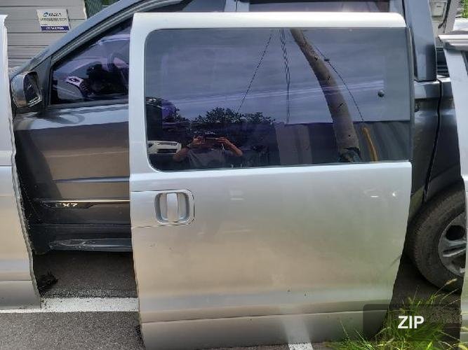 Hyundai Grand Starex 2009 — дверь задняя правая