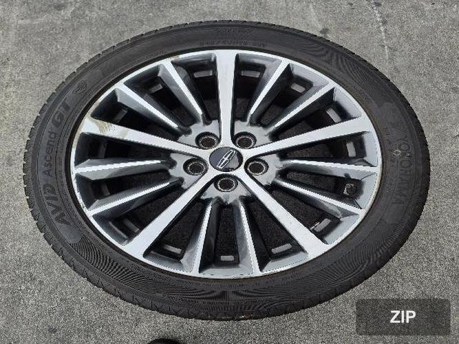 Ford MKZ 2018 — алюминиевый диск 1