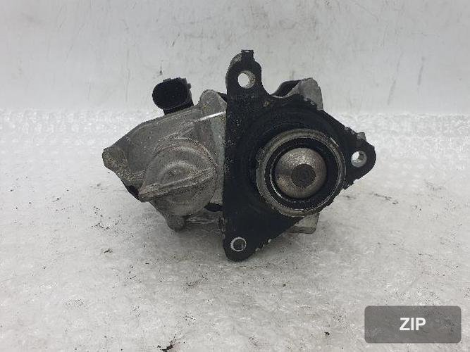 Audi A4 2016 — клапан EGR 04L 131 501 S
