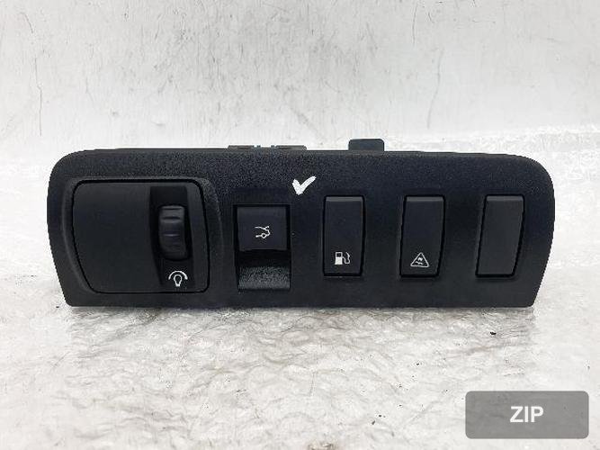 Renault SM3 2011 — кнопка/переключатель 251630018R