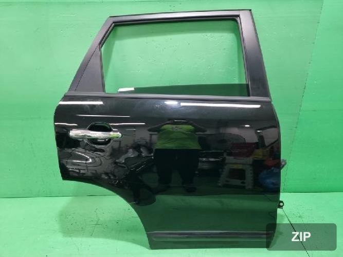 Kia Sorento 2010 — дверь задняя правая