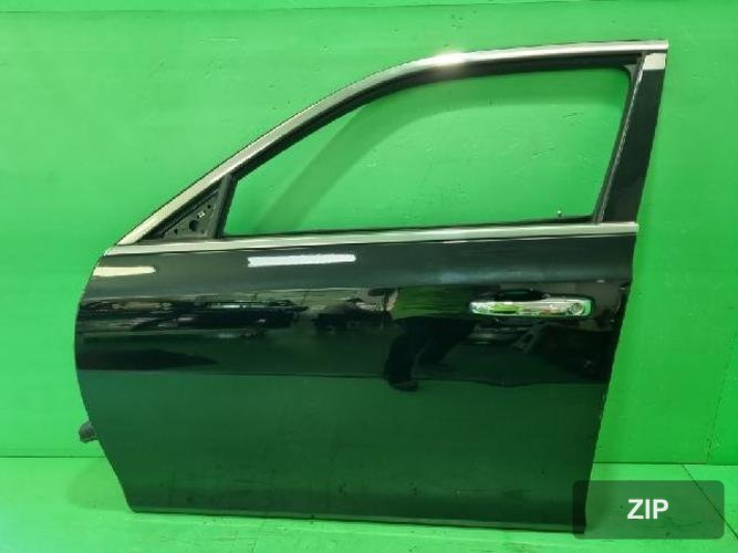 Chrysler 300 2012 — передняя дверь левая