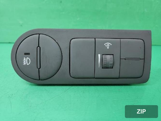 Hyundai Grand Starex 2015 — кнопка/выключатель 3