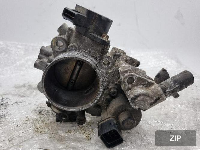 Hyundai Dynasty 2003 — дроссельная заслонка (throttle body) E9T15271C