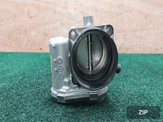 Дроссельная заслонка Mercedes-Benz C-Class A2701410025