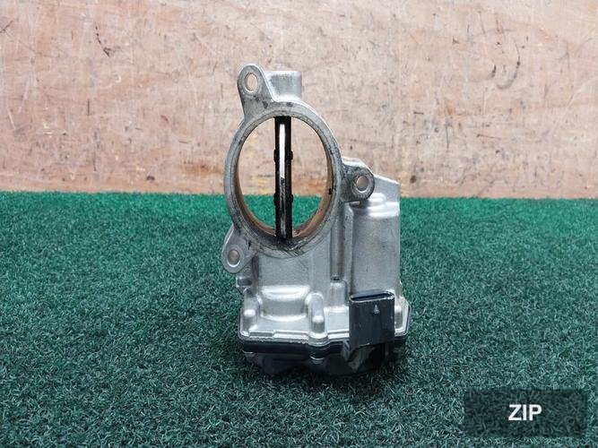 Дроссельная заслонка Mercedes-Benz E-Class A6540900070