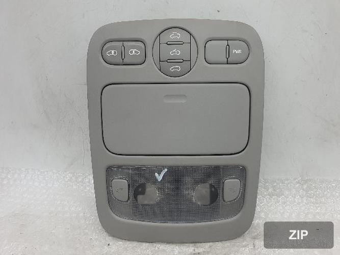 Плафон салонный 92810-4D100