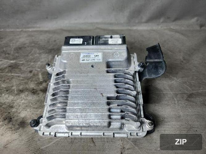 ECU (блок управления двигателем) 39102-3LHD0