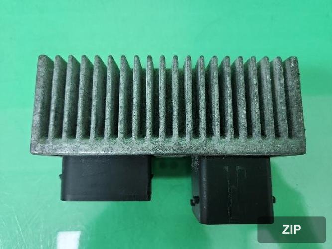 Кнопка/выключатель Renault SM5 2016 8200558438-A