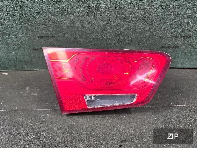 Обшивка задней двери левая Kia Forte 2010