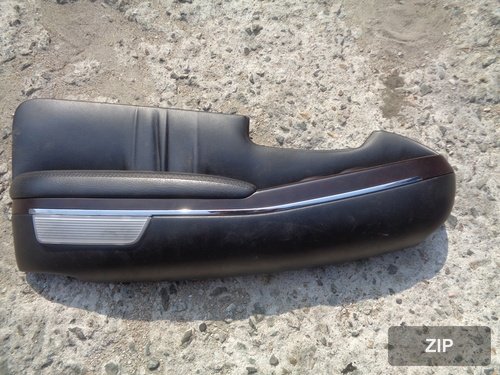 Новая обивка двери - центральная обшивка двери - водительская передняя