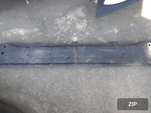 Направляющая переднего бампера 86530-4A910