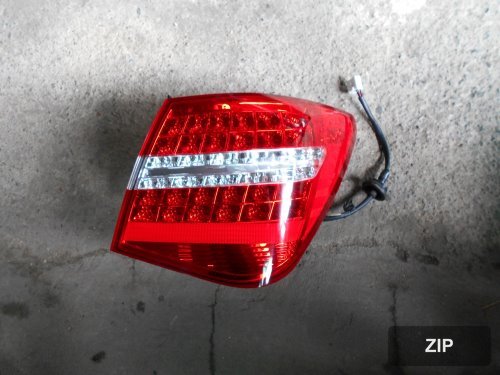 Задний фонарь правый LED