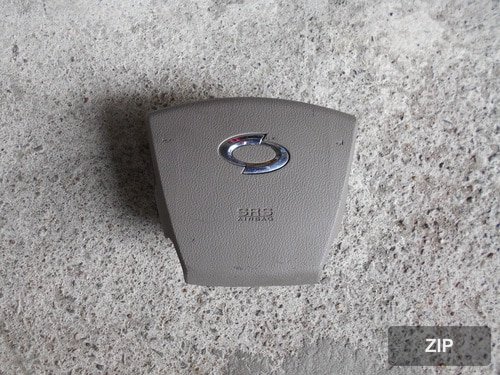 Подушка безопасности рулевого колеса водителя