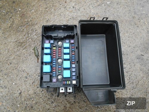 Блок предохранителей Genesis BH 919503M172