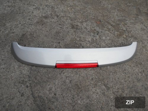 Накладка крышки багажника Santafe CM 872102B000 с фонарём