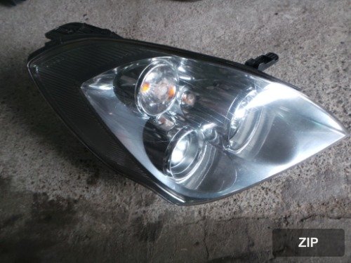 Фара передняя правая 921024D100