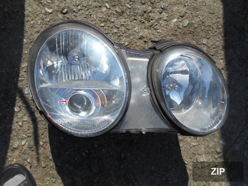 Фара передняя правая HID Opirus 921023F100