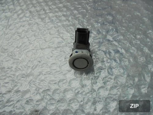 Датчик парковки задний Infiniti G37
