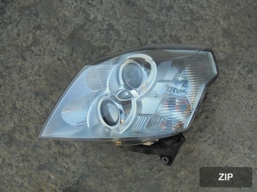 Фара передняя левая HID 1EL009385-21