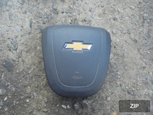 Модуль подушки безопасности водителя Cruze 13356970