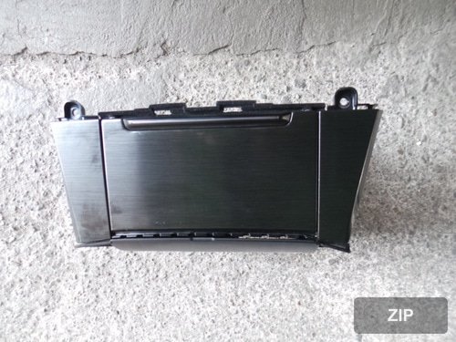 Центральная консоль с AUX и USB Equus VI