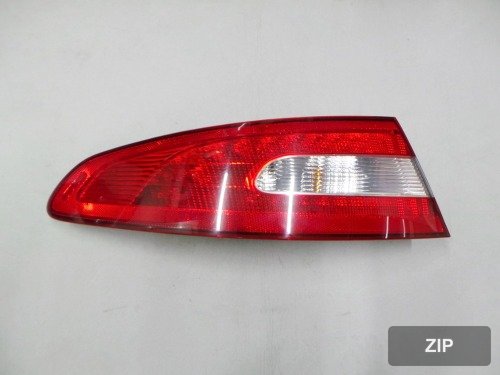Задний фонарь левый Jaguar XF X250 8X2313405BD